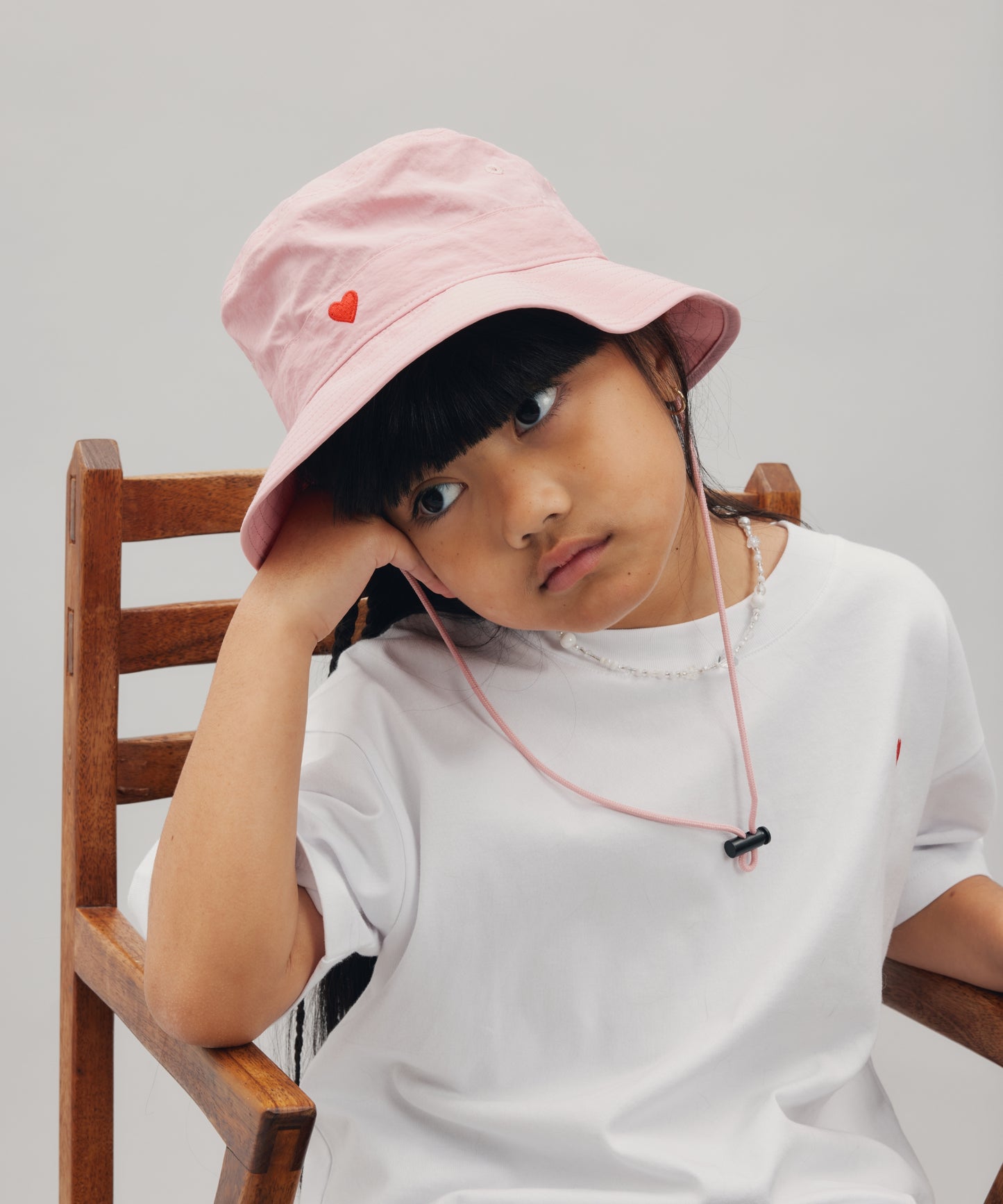 NYLON HEART BUCKET HAT - SHELL PINK