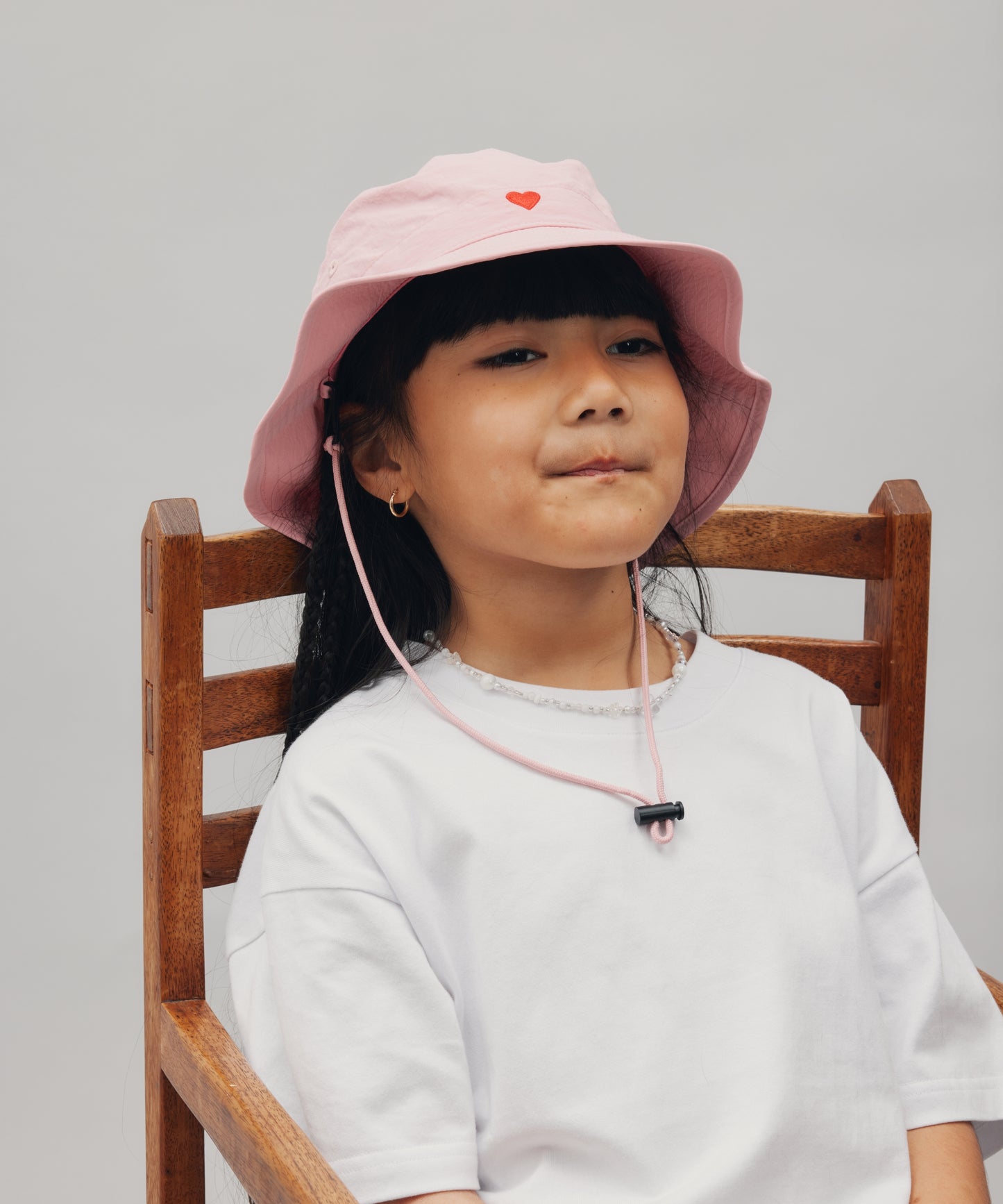 NYLON HEART BUCKET HAT - SHELL PINK