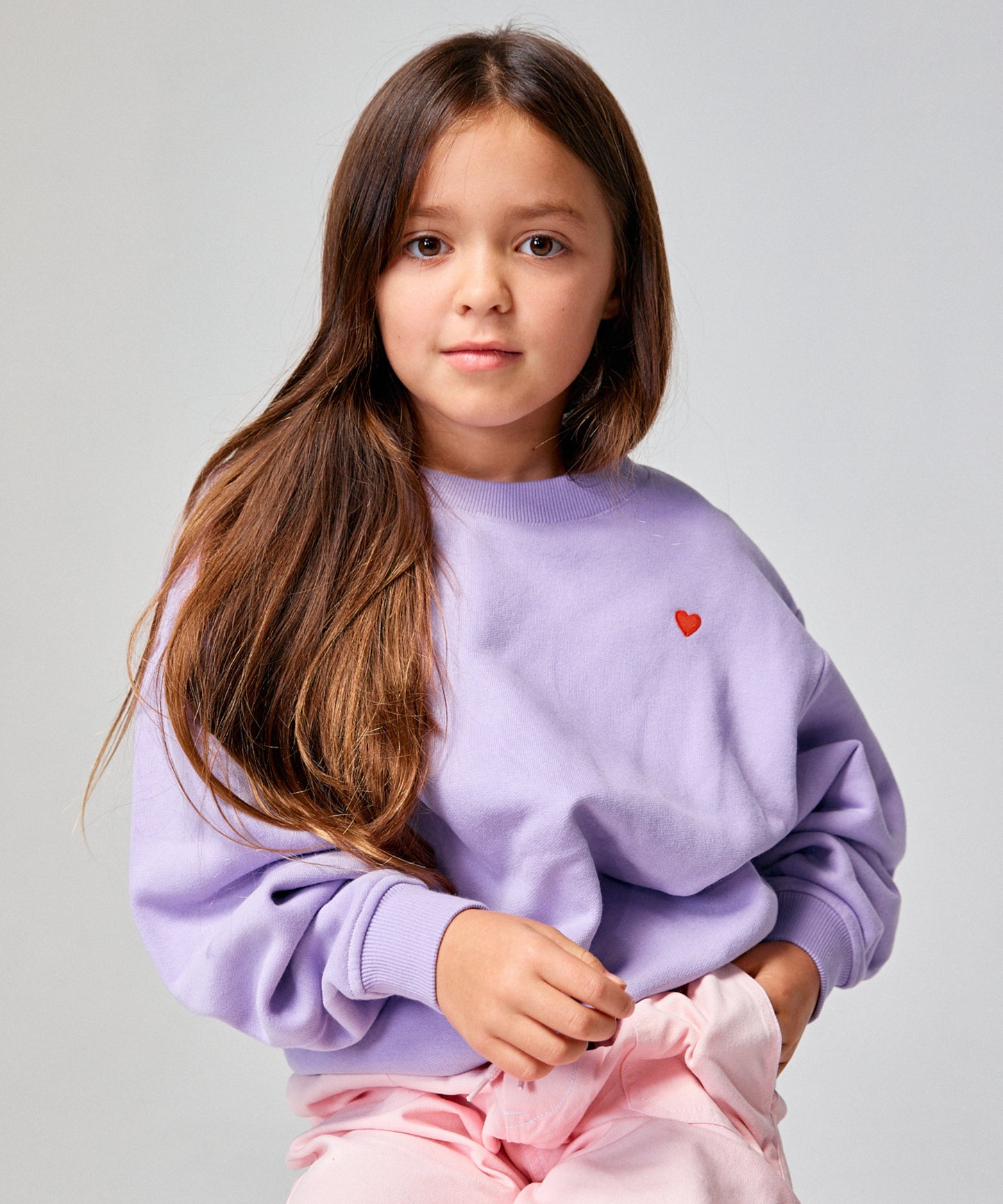 HEART CREWNECK
