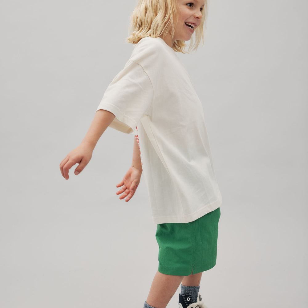 
                      
                        NYLON SPORTS SHORTS - KERMIT GREEN
                      
                    