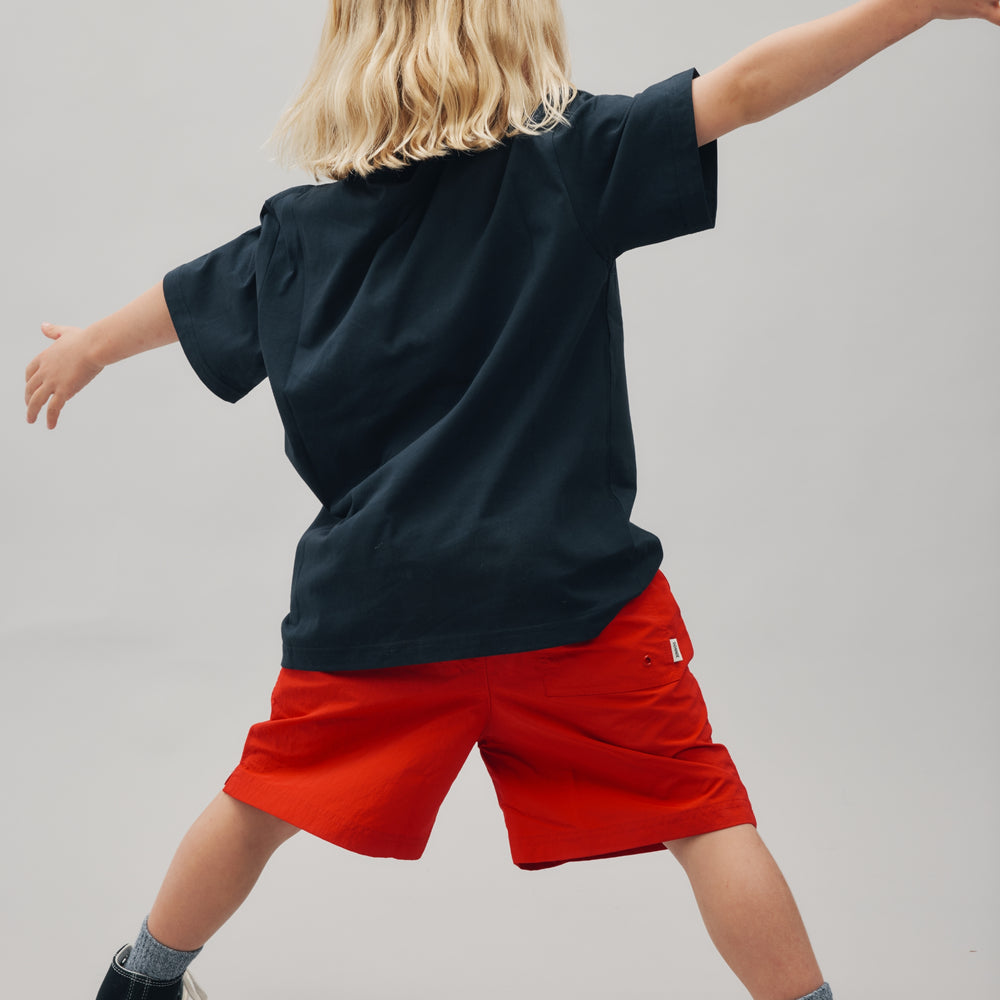 
                      
                        NYLON SPORTS SHORTS - TEAM RED
                      
                    
