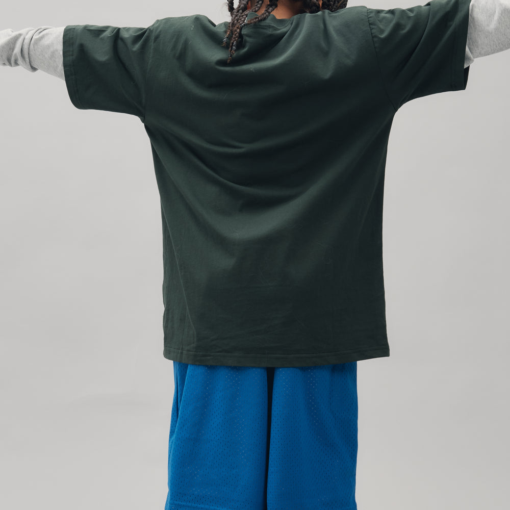 
                      
                        BAGGY BASKETBALL SHORTS - ELECTRIC BLUE
                      
                    